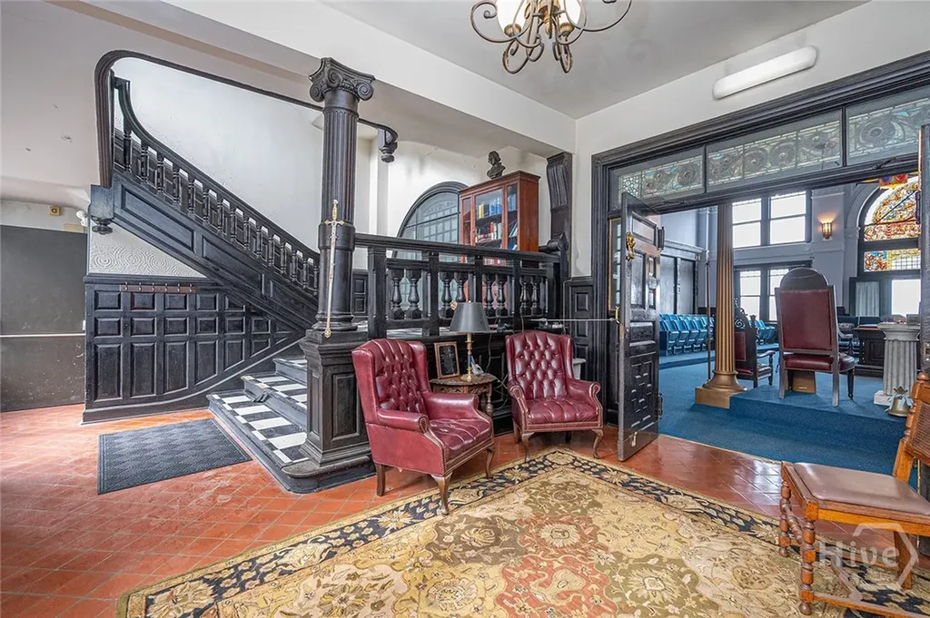 100 E Bay Street Savannah GA 31401