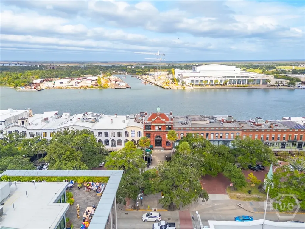 100 E Bay Street Savannah GA 31401