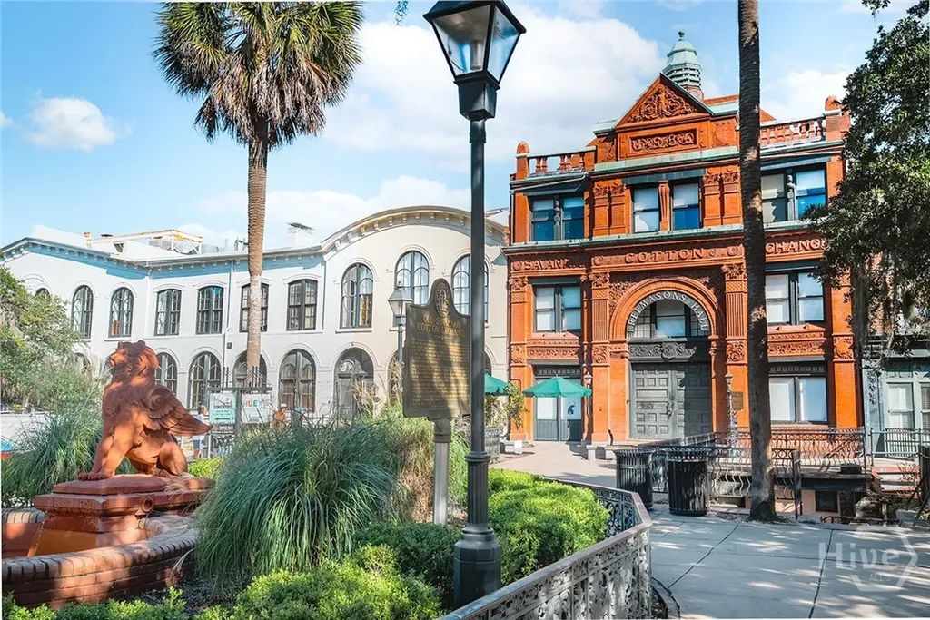 100 E Bay Street Savannah GA 31401