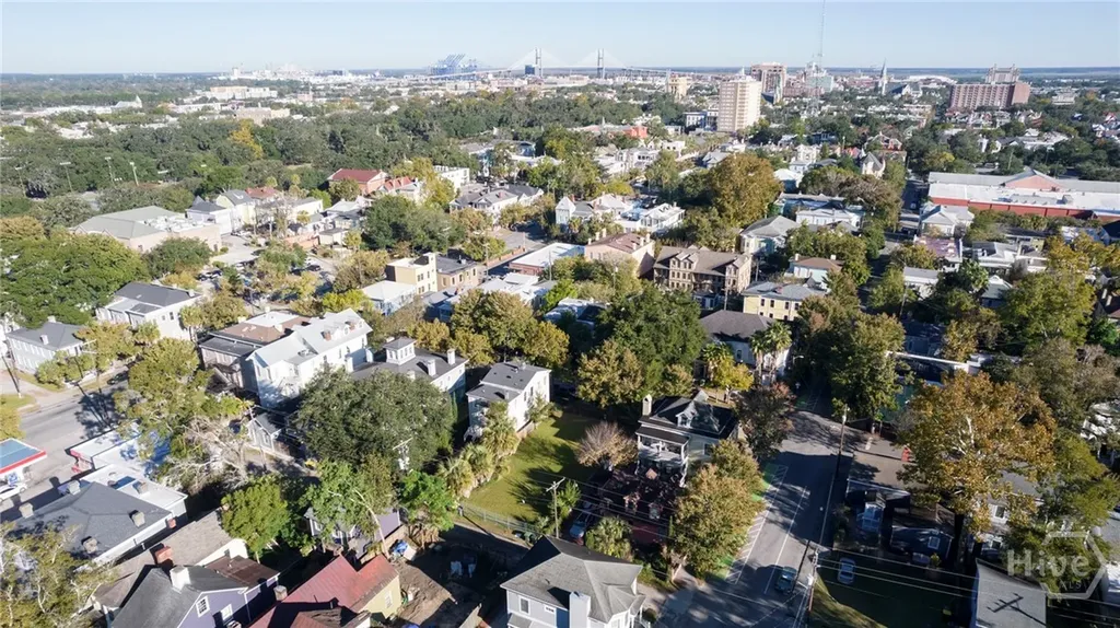 217 E Park Avenue Savannah GA 31401