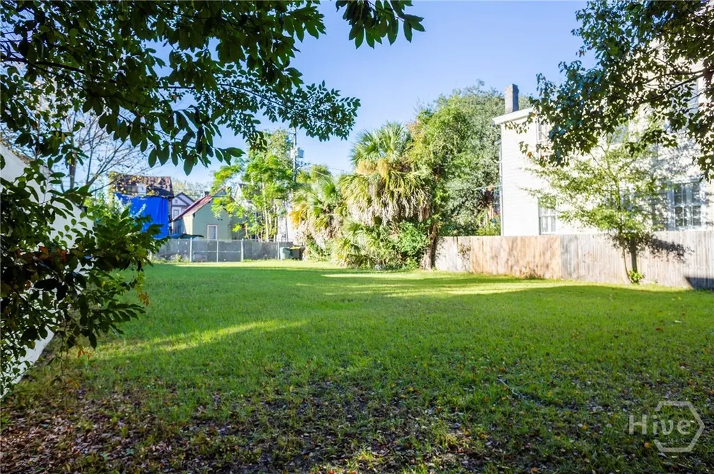 217 E Park Avenue Savannah GA 31401