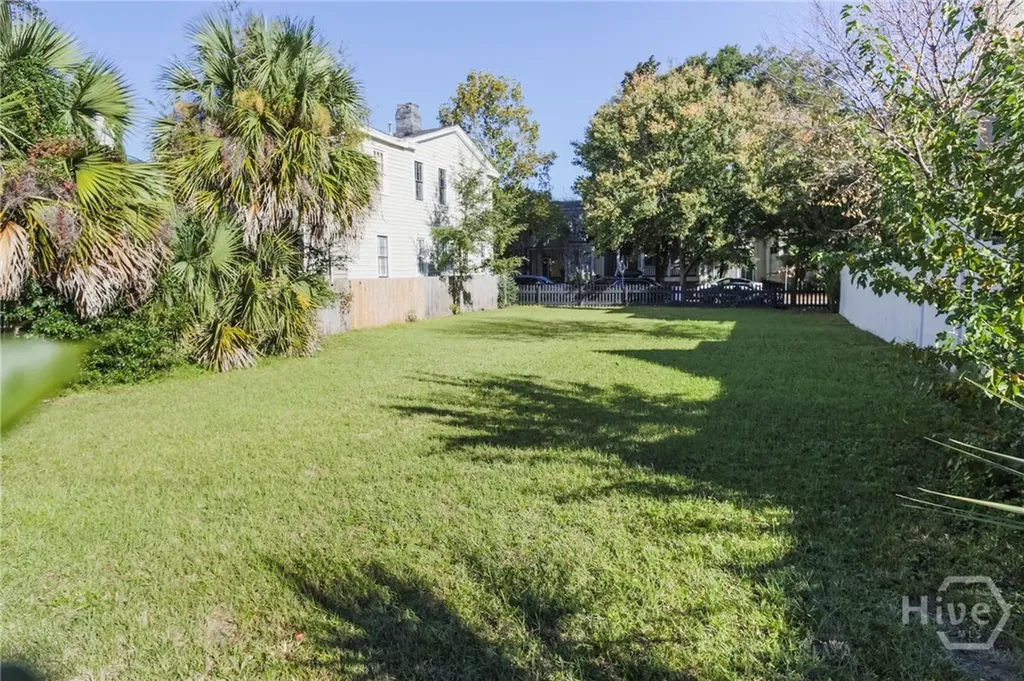217 E Park Avenue Savannah GA 31401