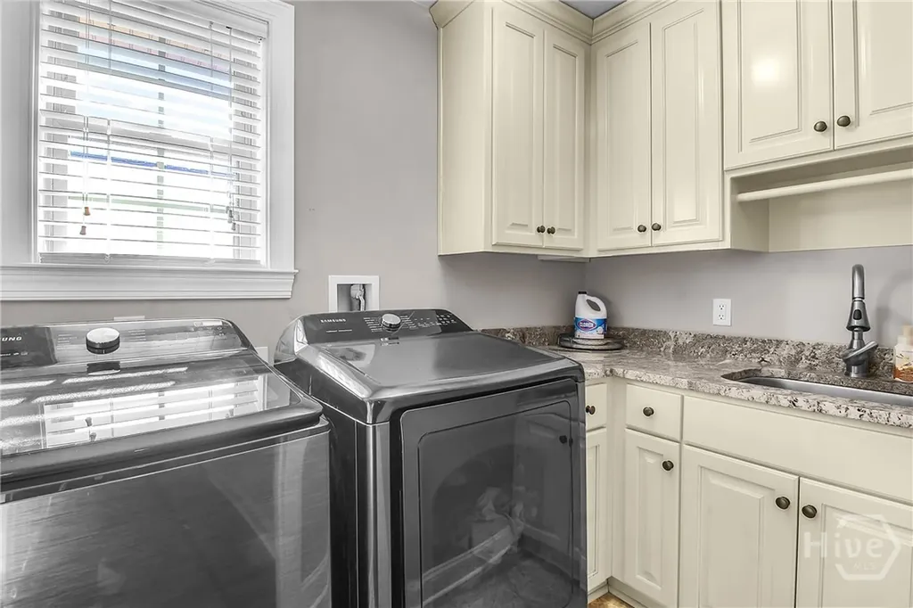 162 George Road Bloomingdale GA 31302