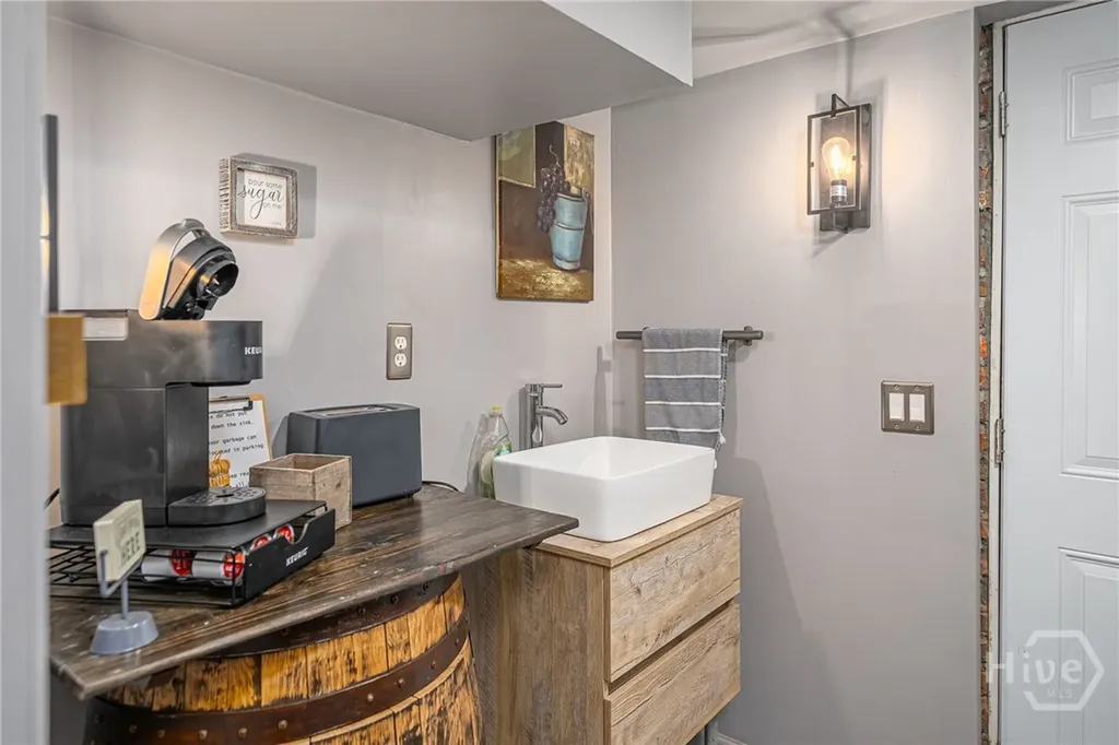 405 E Liberty Street Savannah GA 31401