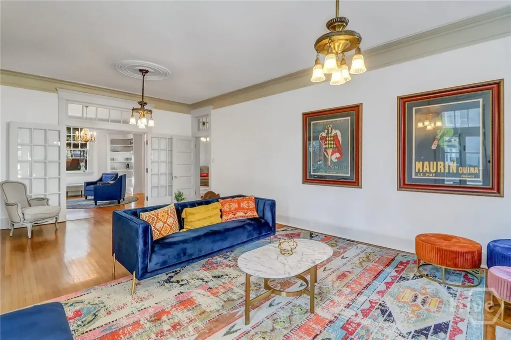 602 E Victory Drive Savannah GA 31405