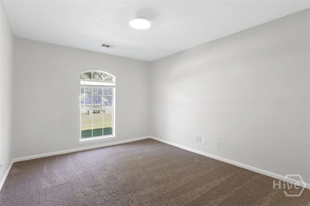 105 Laurens Lane Savannah GA 31419