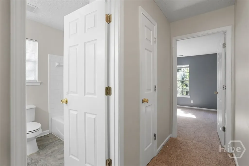 105 Laurens Lane Savannah GA 31419