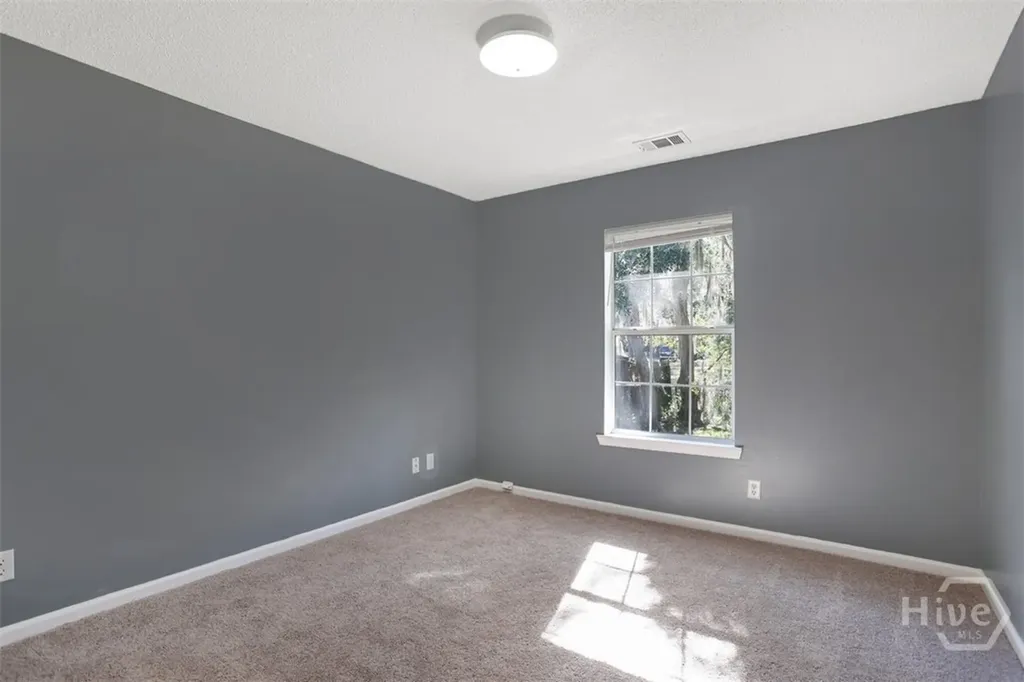 105 Laurens Lane Savannah GA 31419