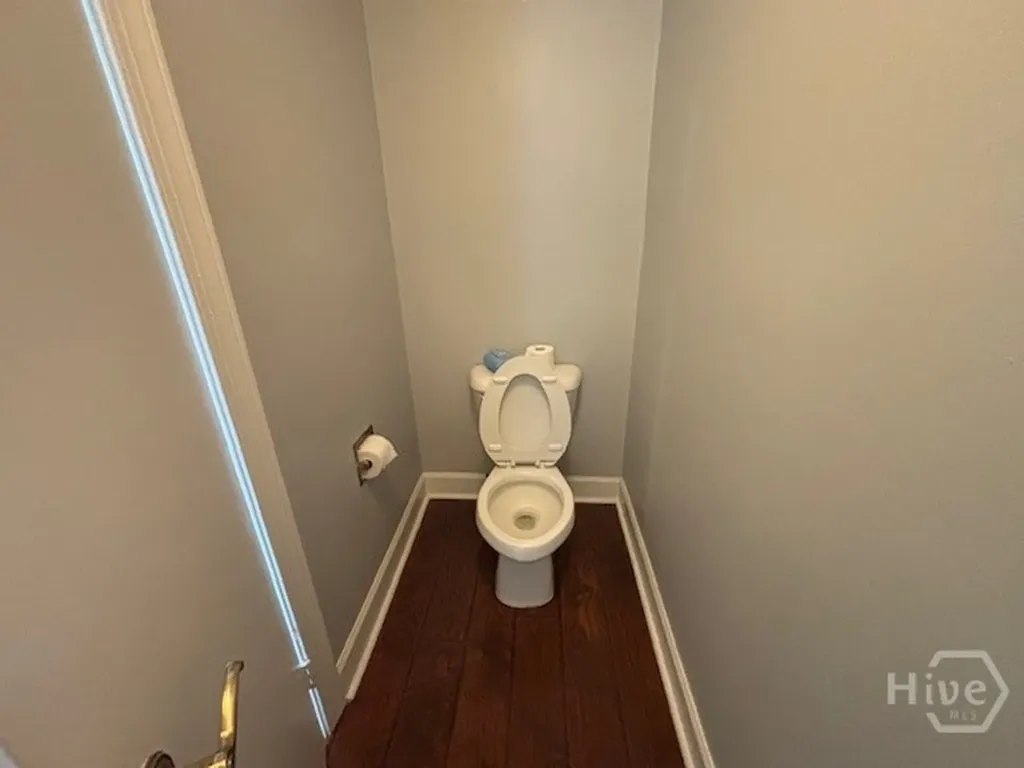 7805 Waters Avenue Savannah GA 31406