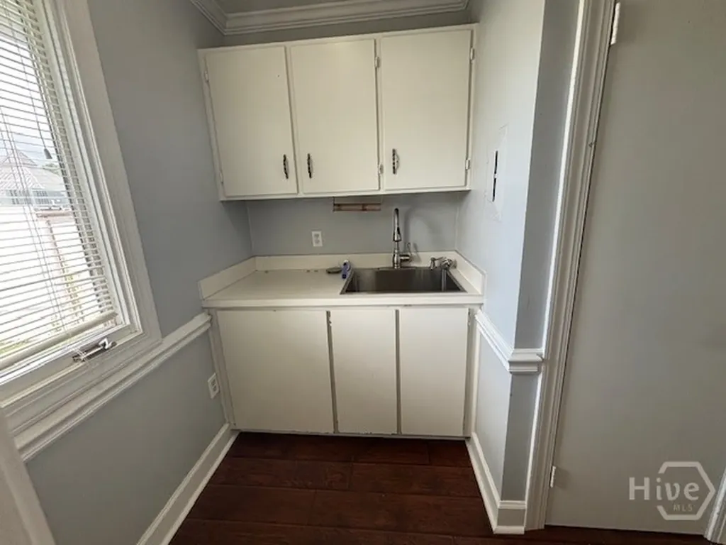 7805 Waters Avenue Savannah GA 31406