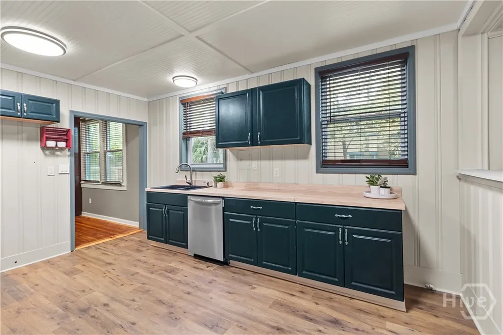 1232 E 42nd Street Savannah GA 31404