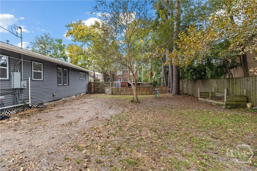 1232 E 42nd Street Savannah GA 31404