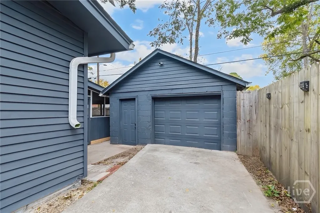 1232 E 42nd Street Savannah GA 31404