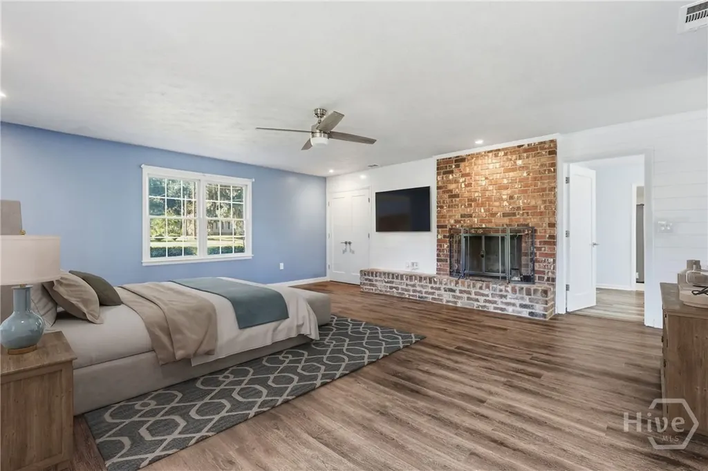 1613 Lake Drive Midway GA 31320