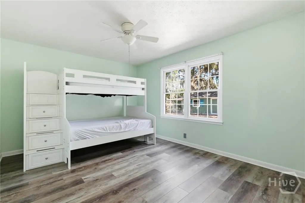 1613 Lake Drive Midway GA 31320