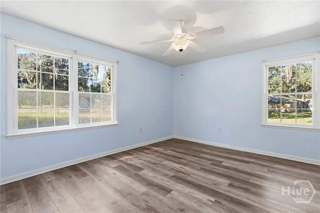 1613 Lake Drive Midway GA 31320