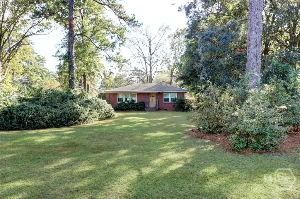 171 Smith Avenue Savannah GA 31408