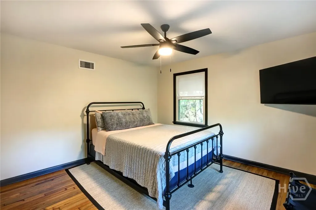 171 Smith Avenue Savannah GA 31408