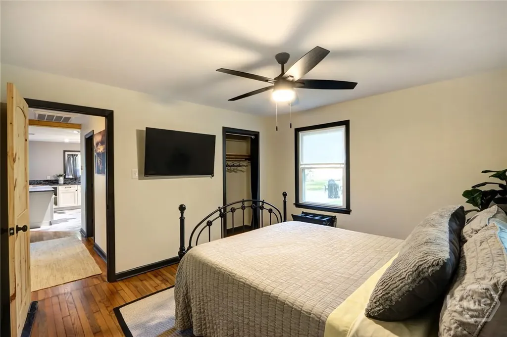 171 Smith Avenue Savannah GA 31408
