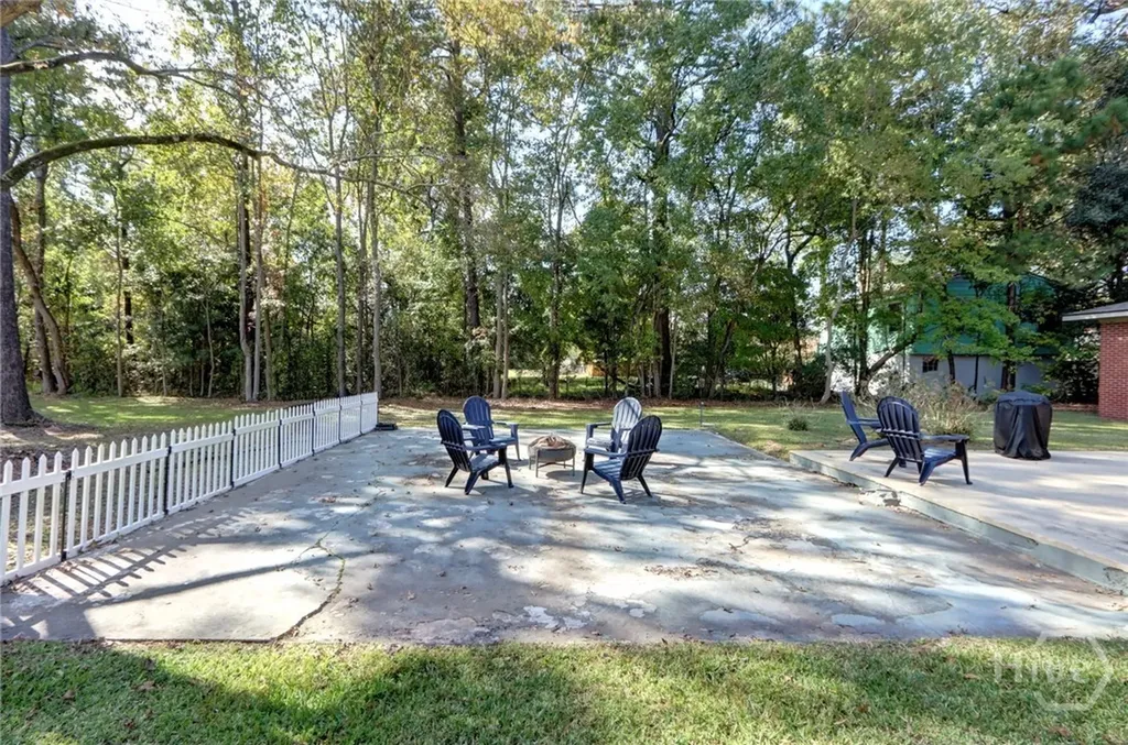 171 Smith Avenue Savannah GA 31408