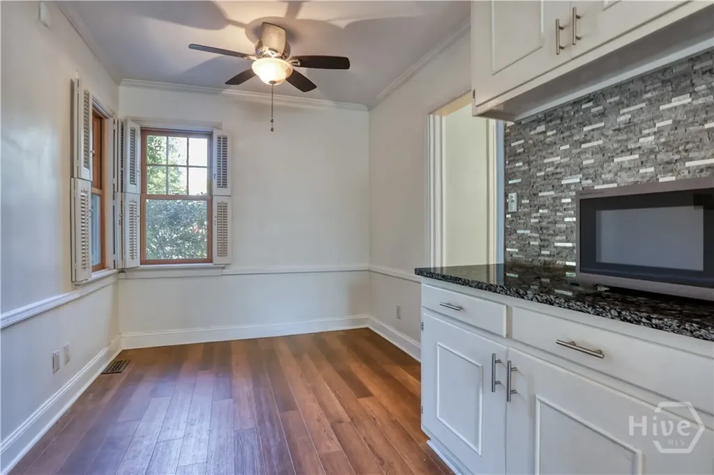 23 E 65th Street Savannah GA 31405