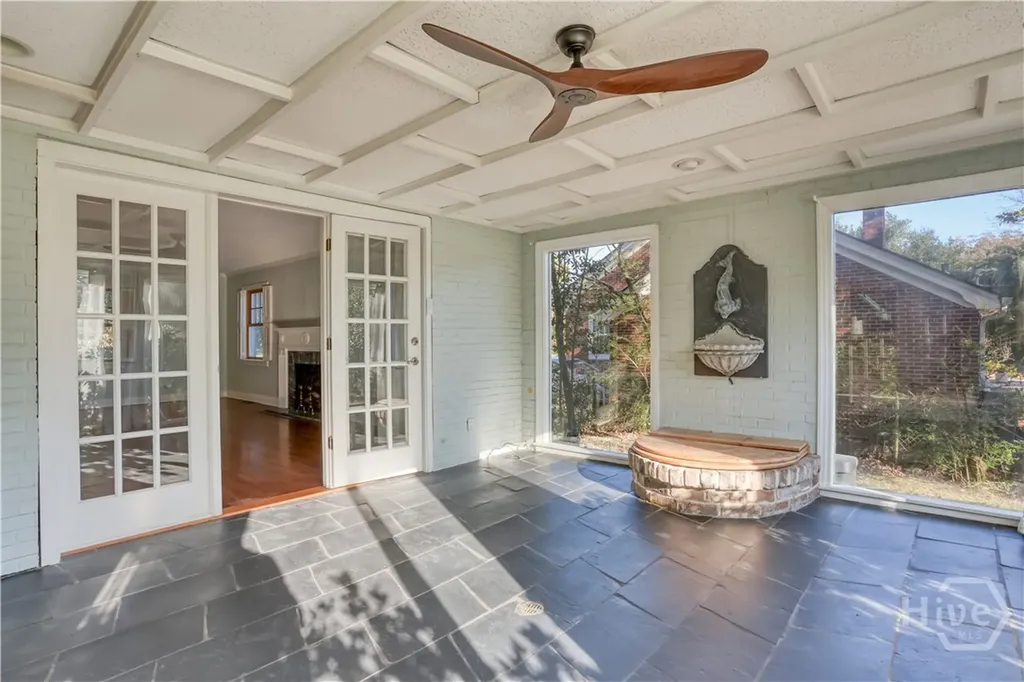 23 E 65th Street Savannah GA 31405