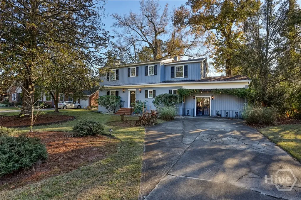 23 E 65th Street Savannah GA 31405