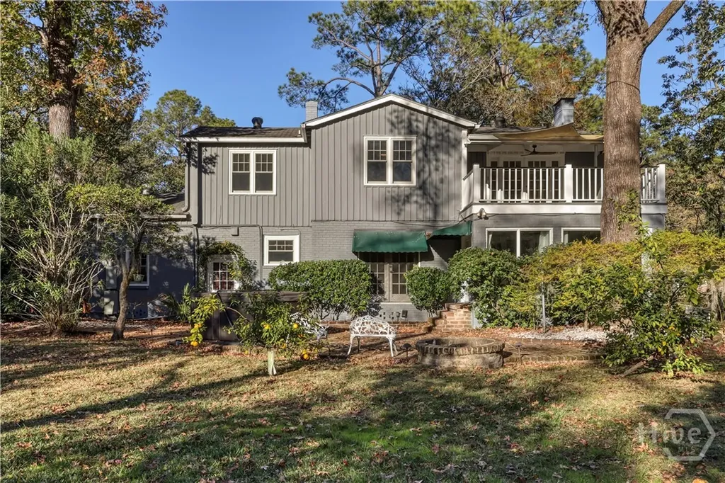 23 E 65th Street Savannah GA 31405