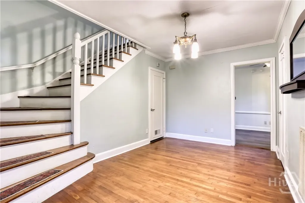 23 E 65th Street Savannah GA 31405
