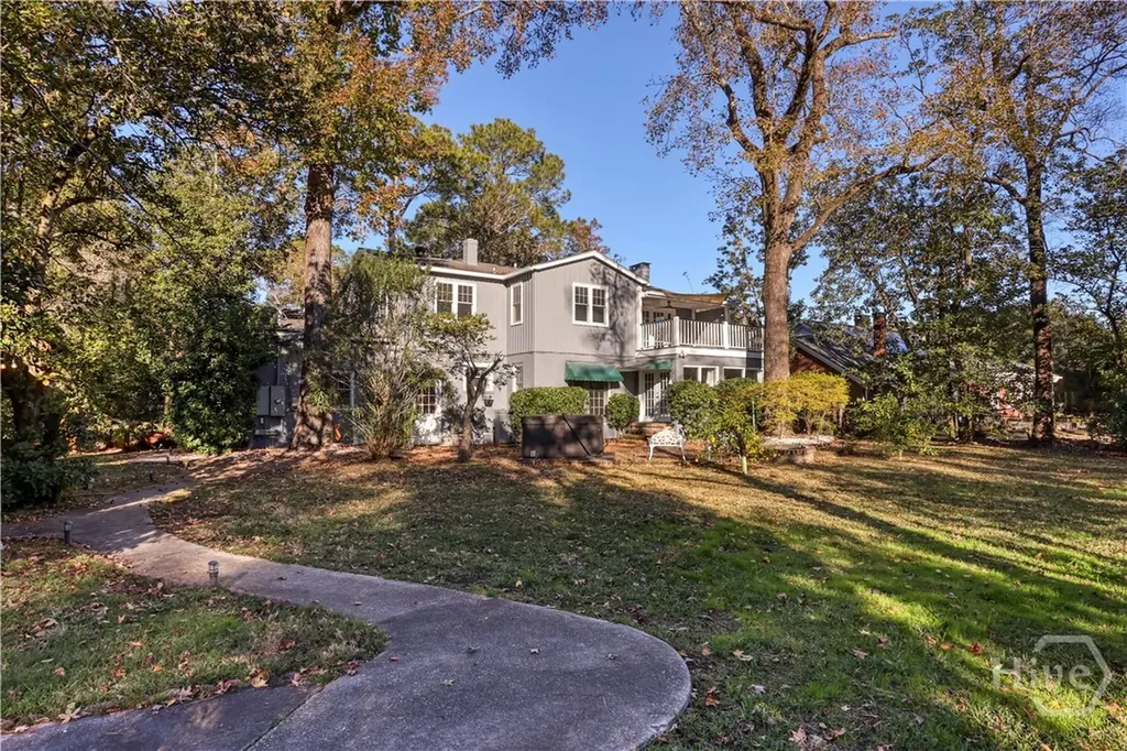 23 E 65th Street Savannah GA 31405