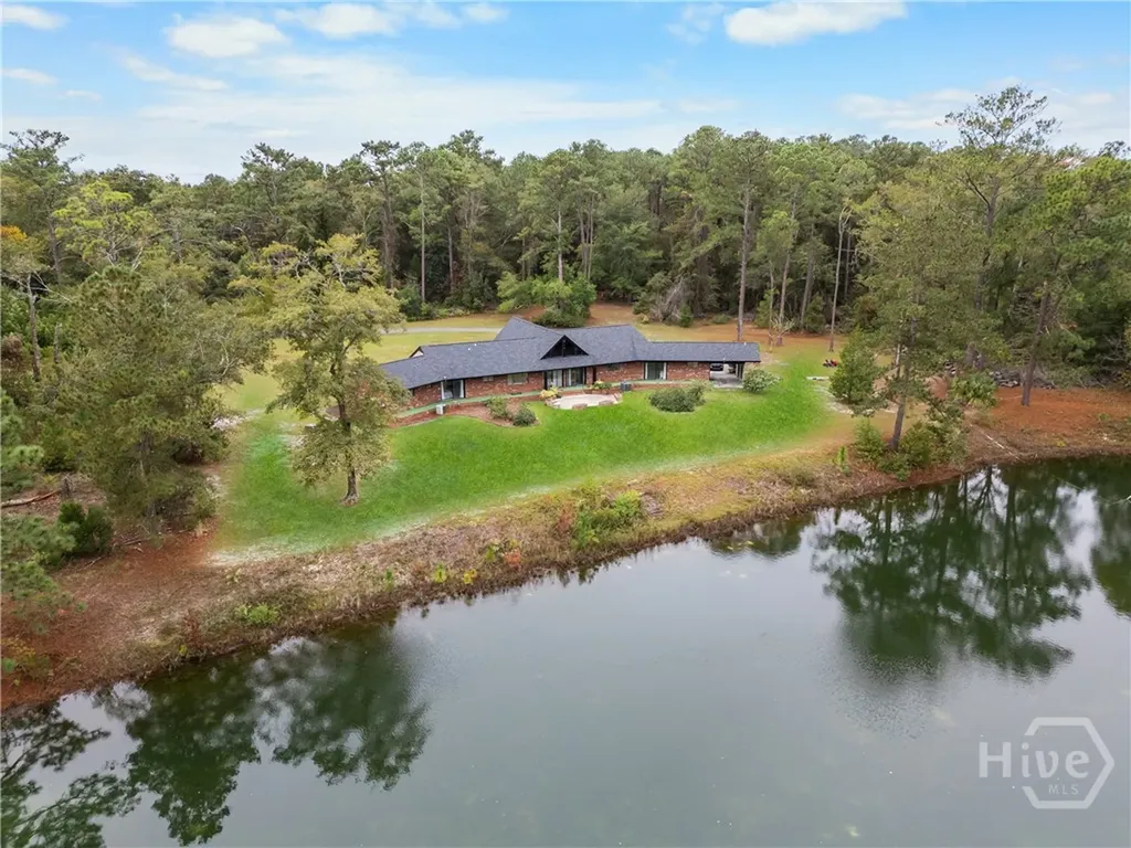 100 Morgan Drive Jesup GA 31545
