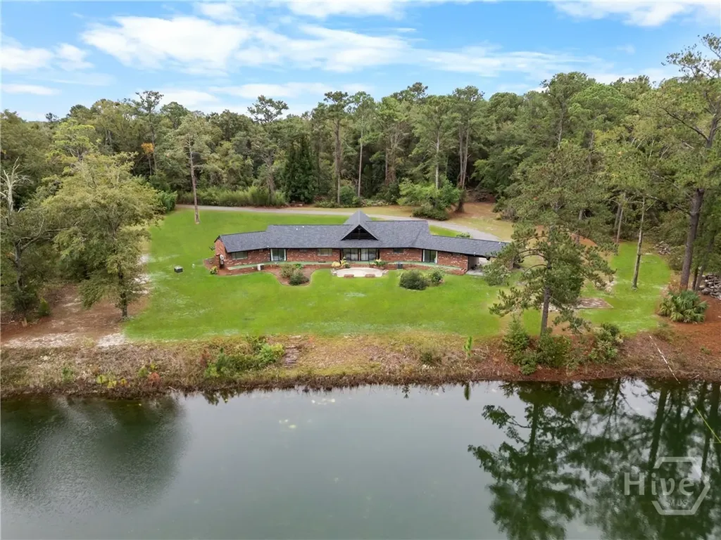 100 Morgan Drive Jesup GA 31545