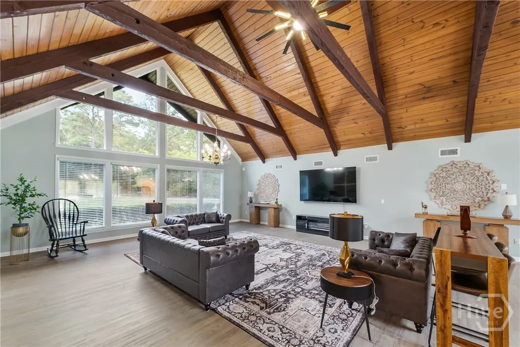 100 Morgan Drive Jesup GA 31545
