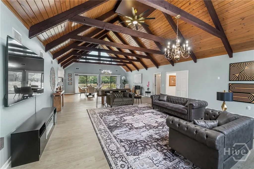 100 Morgan Drive Jesup GA 31545
