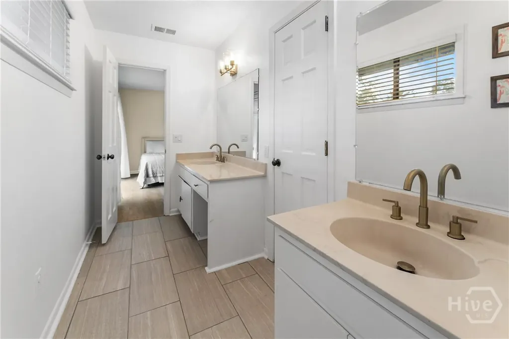 100 Morgan Drive Jesup GA 31545