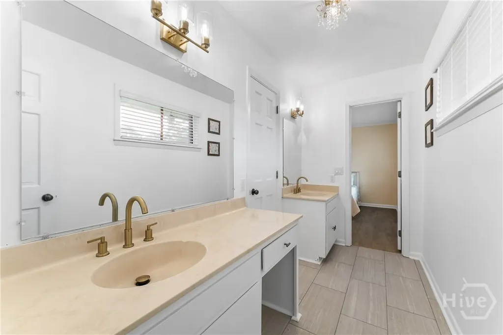 100 Morgan Drive Jesup GA 31545