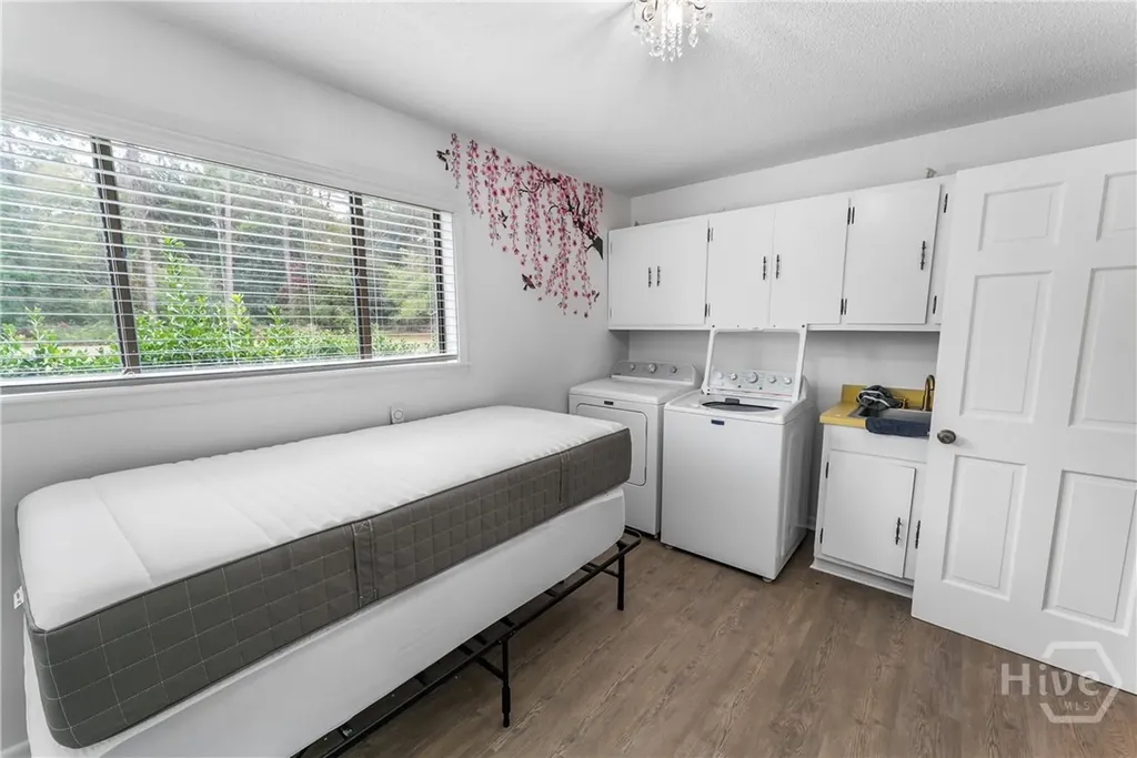 100 Morgan Drive Jesup GA 31545