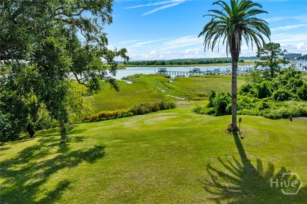 2702 River Drive Thunderbolt GA 31404