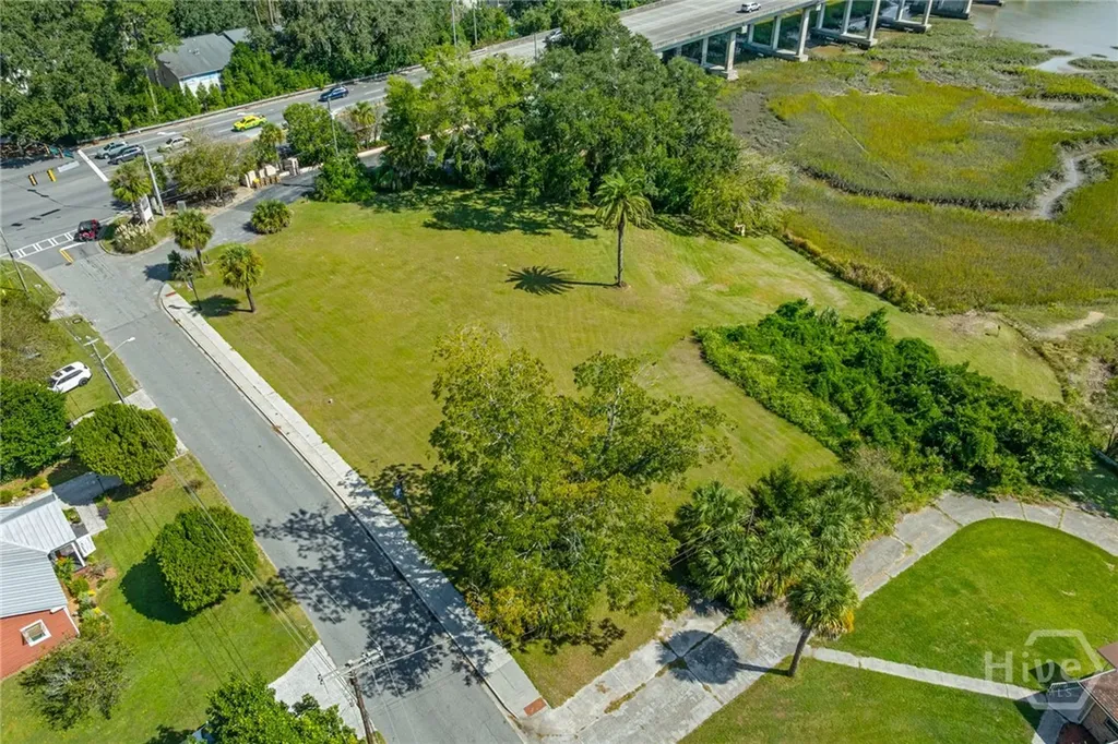 2702 River Drive Thunderbolt GA 31404