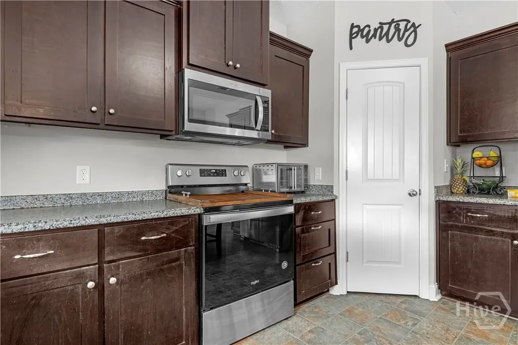 223 Rutledge Drive Hinesville GA 31313