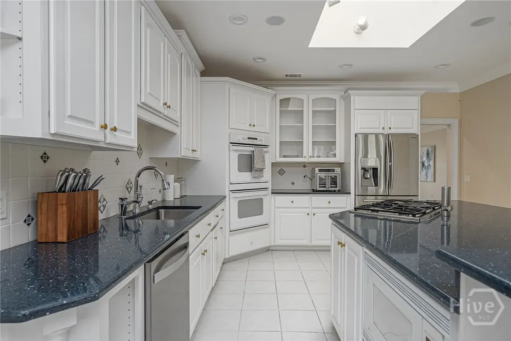 5 Sparkleberry Lane Savannah GA 31411