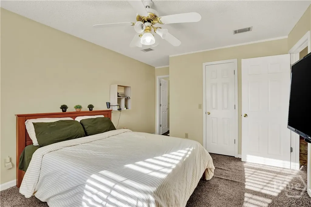 181 Kyle Lane Hinesville GA 31313
