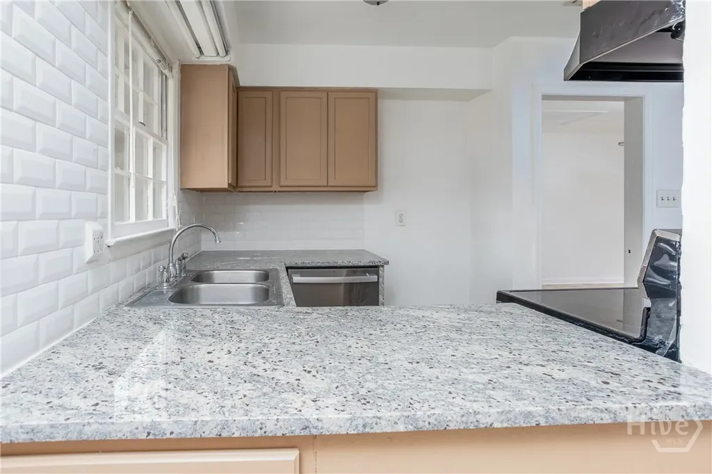 5 Ossabaw Road Savannah GA 31410