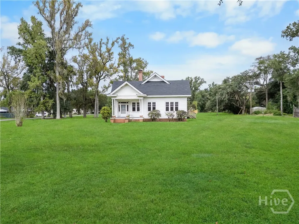 11026 Ford Avenue Richmond Hill GA 31324