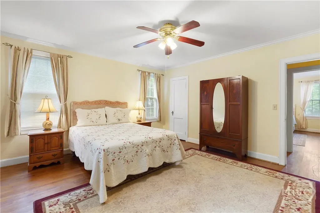 622 E 60th Street Savannah GA 31405