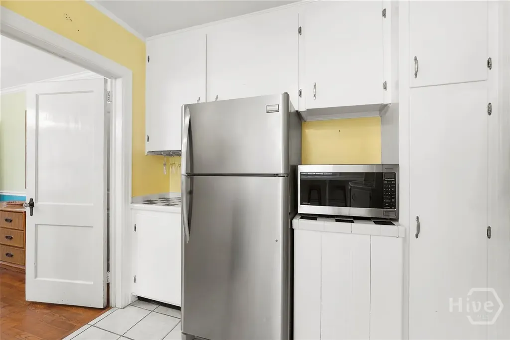 622 E 60th Street Savannah GA 31405