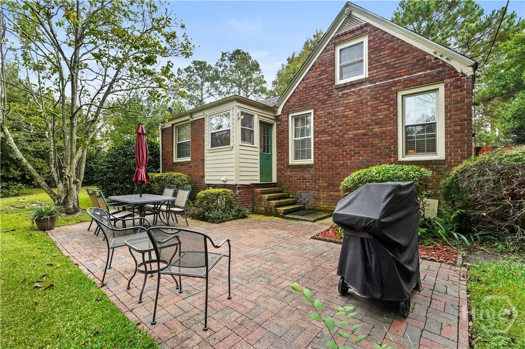 622 E 60th Street Savannah GA 31405