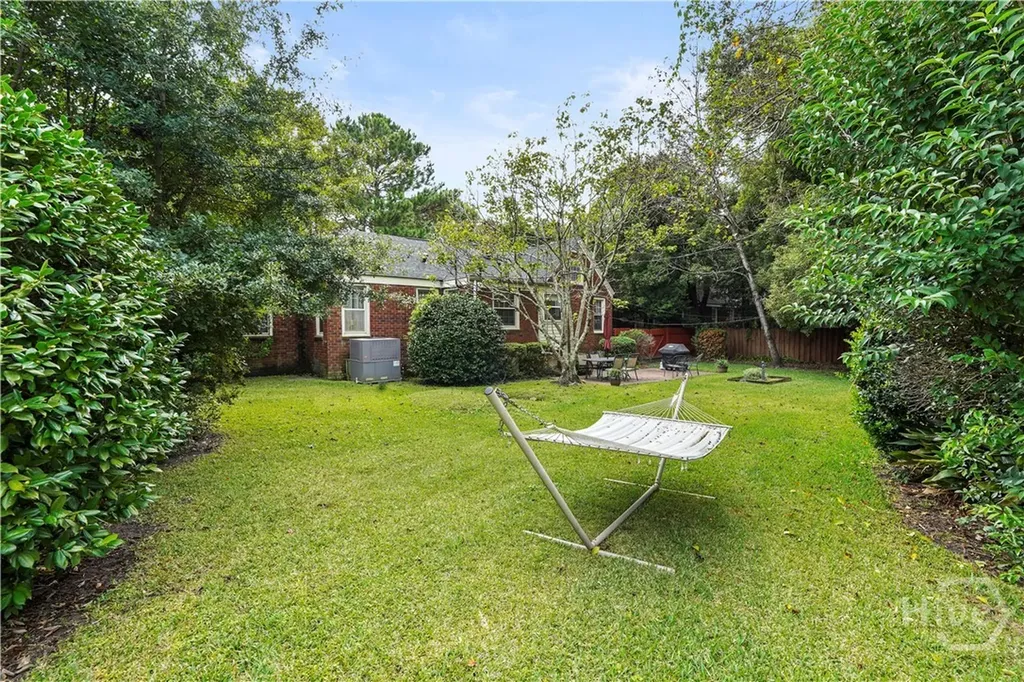 622 E 60th Street Savannah GA 31405