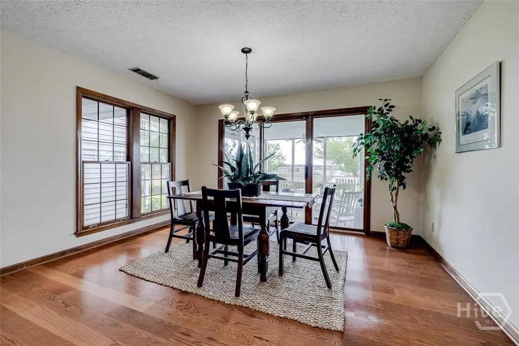 126 Shore Road Savannah GA 31419