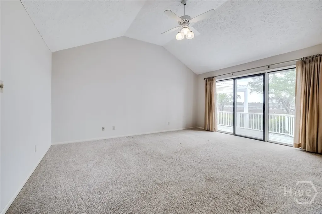 126 Shore Road Savannah GA 31419